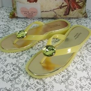 Vera Wang Bauble Pale Yellow Sandals Size 7M